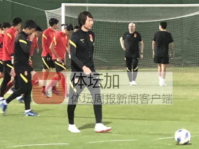 开云app-【国足前瞻】该拿什么心态再战澳洲 勿再提豪言壮语